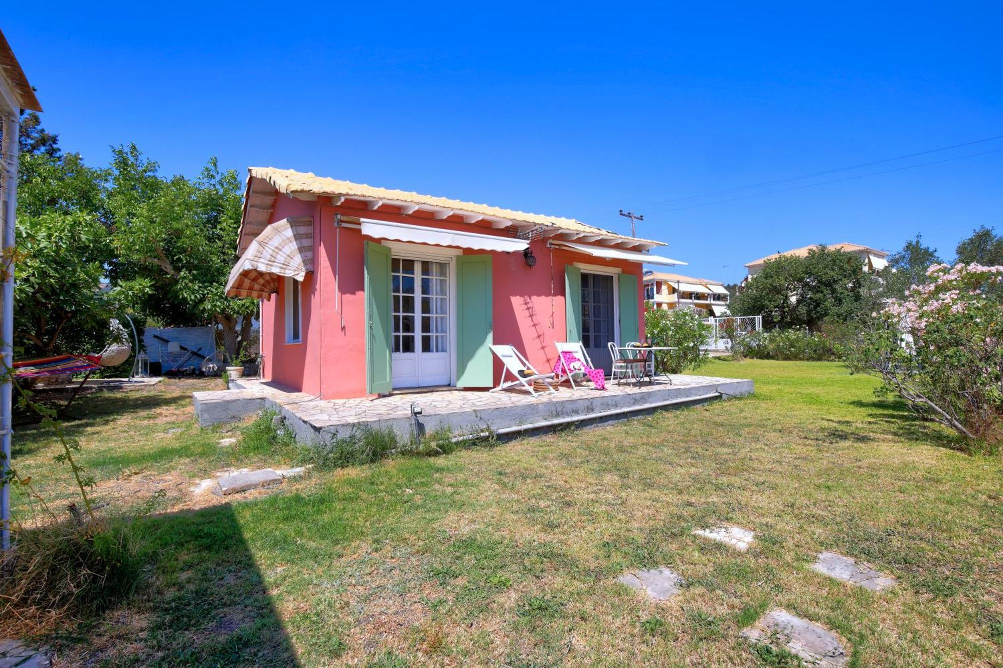 Ailanto Lygia (Lefkada)